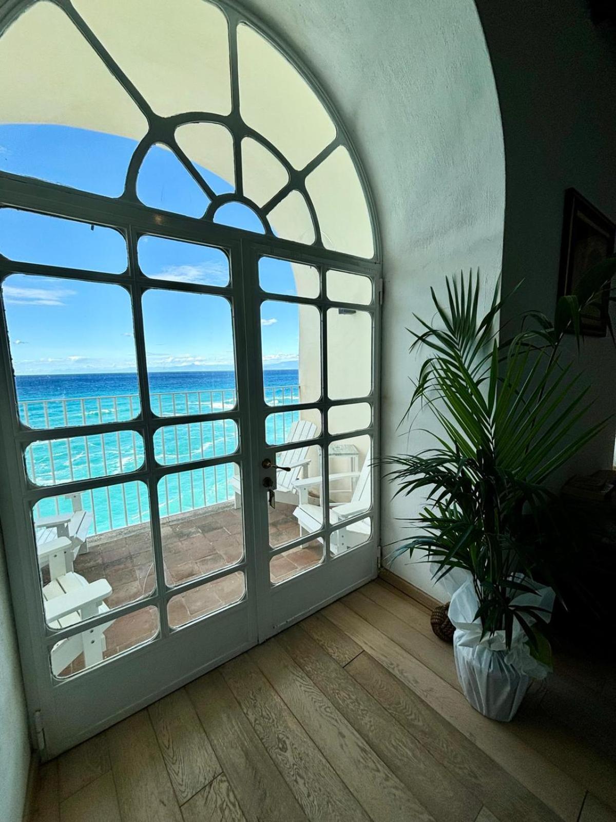 S'O Suites Tropea Extérieur photo